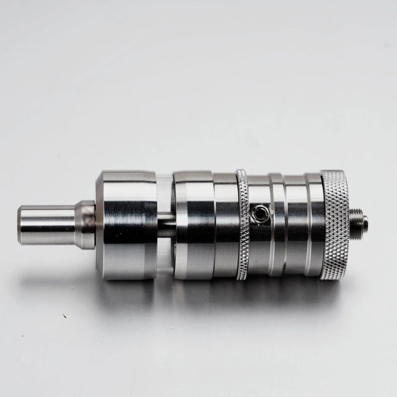 Fev V4.5S+ 23mm MTL RTA 4.5ml Tank by SHEN RAY, 316 Edelstahl, Single- oder Dual-Airflow konfigurieren, Bottom Fill, 510 Anschluss, silber