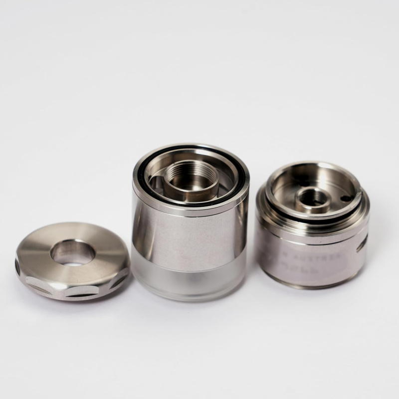 VG Kronos 2 S Style RTA 23mm Verdampfer - 4,0ml Tank, zusätzlicher PC Tank, Drip Tip, 316 Edelstahl, verstellbarer Luftstrom (MTL/DL), kindersicherer Deckel, einstellbare Bottom-Airflow by shen ray