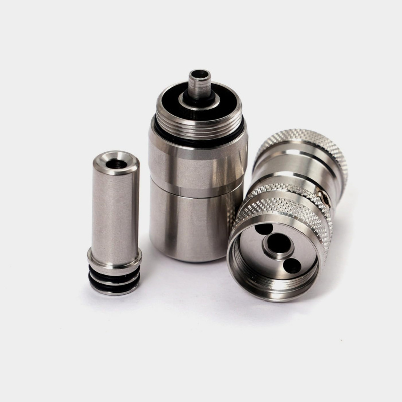 FEV VS Style RTA 17mm Verdampfer – zusätzlicher PC Tank, 3,0ml, 316 Edelstahl, einstellbare Airflow, Dual-Post-Design, 510 Driptip (Silber) by shen ray, ideal für unterwegs